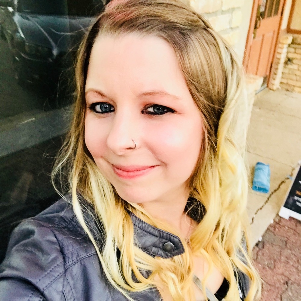 Meet your Posher, Nikki